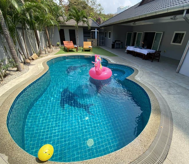 Family-Pool
