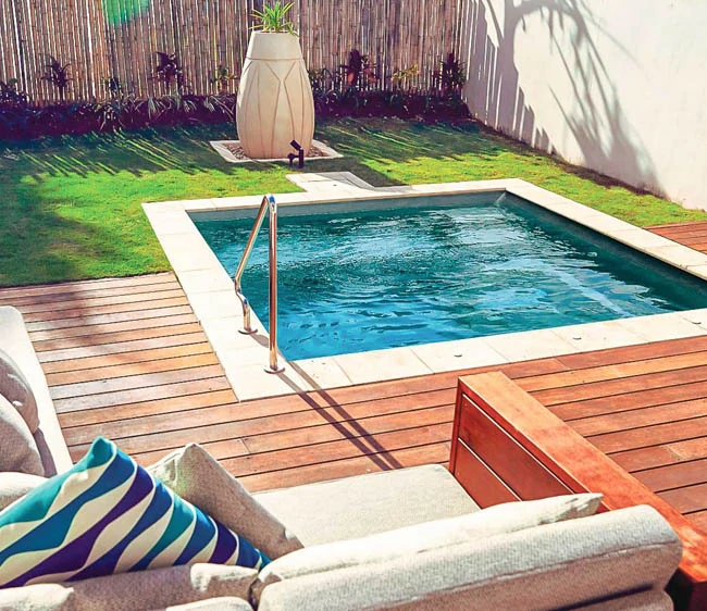 Plunge-Pool
